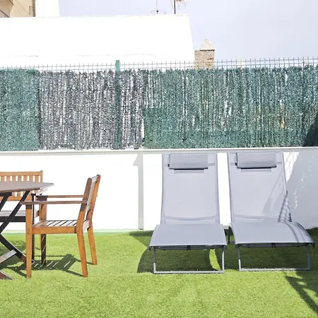 La Terraza De Gades Little