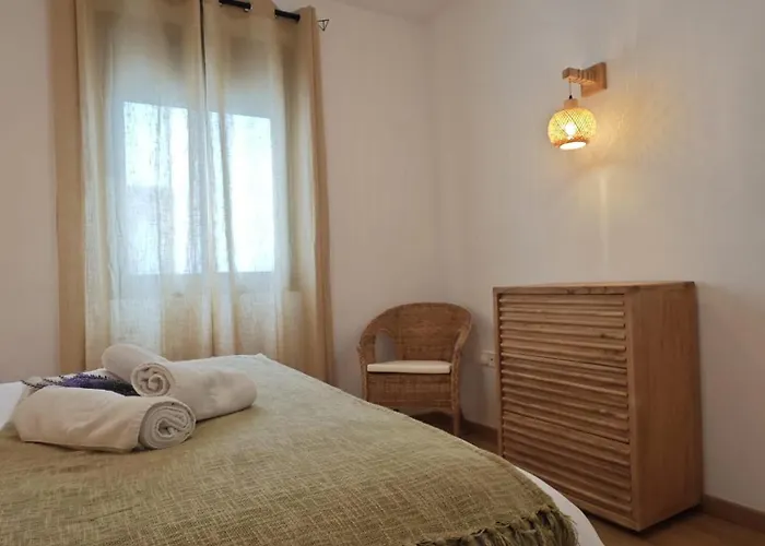 La Terraza De Gades Little *